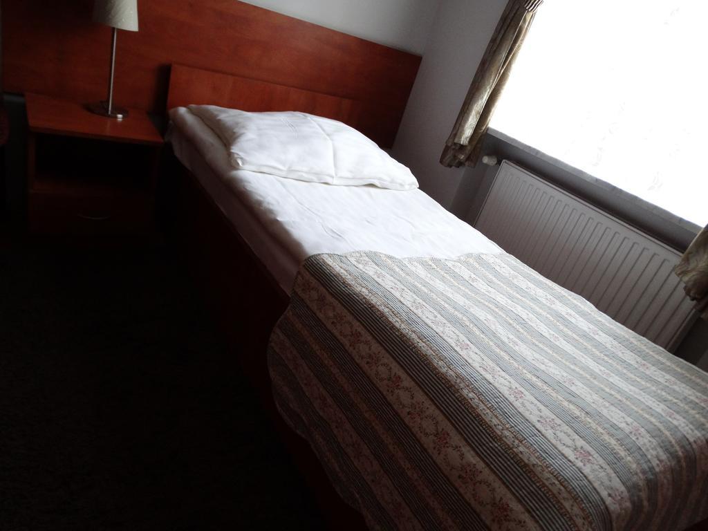 Hotel W Starej Kamienicy Gniezno Exterior foto
