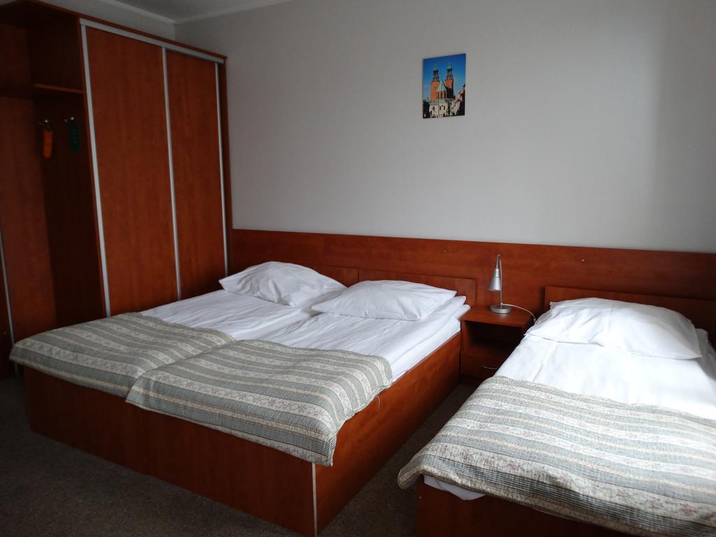 Hotel W Starej Kamienicy Gniezno Exterior foto